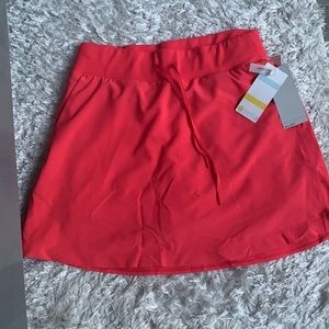 🏷️🏷️Zella Taylor performance skirt size small new with tags